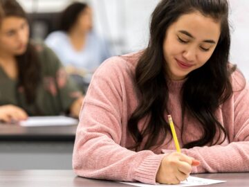 Sınav Kaygısını Yenme Yöntemleri ve Stres Yönetimi