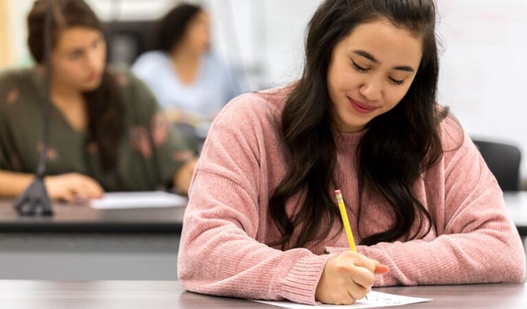 Sınav Kaygısını Yenme Yöntemleri ve Stres Yönetimi